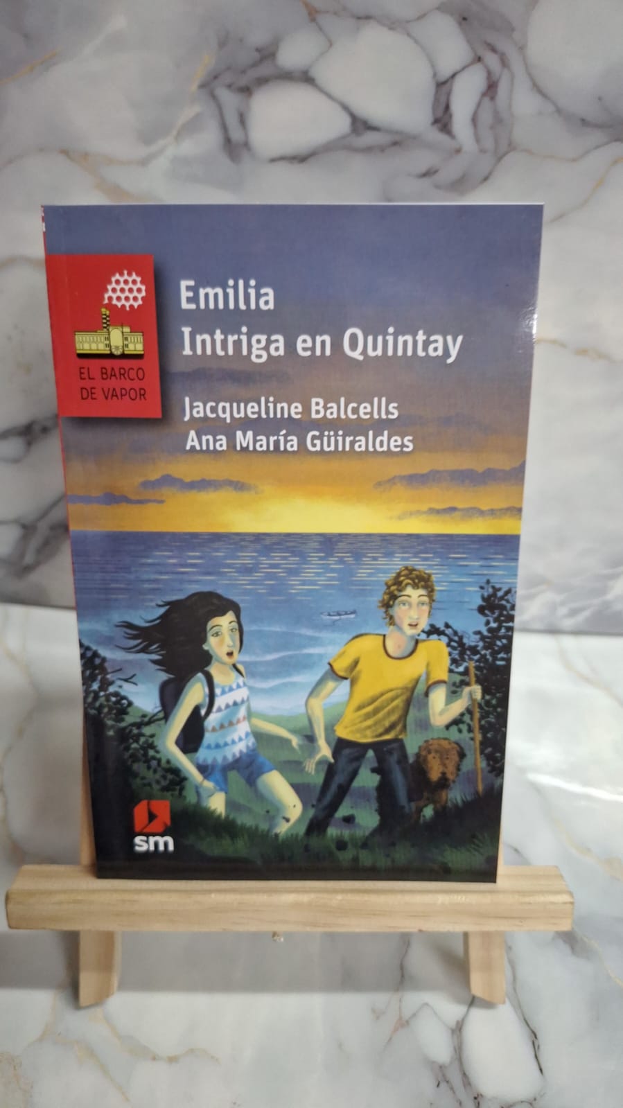 Emilia intriga en Quintay